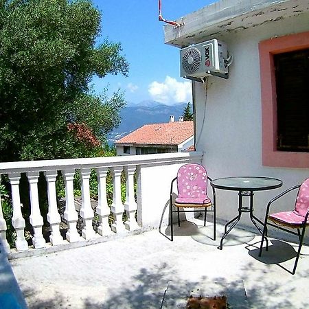 Apartments Ceca Tivat Luaran gambar