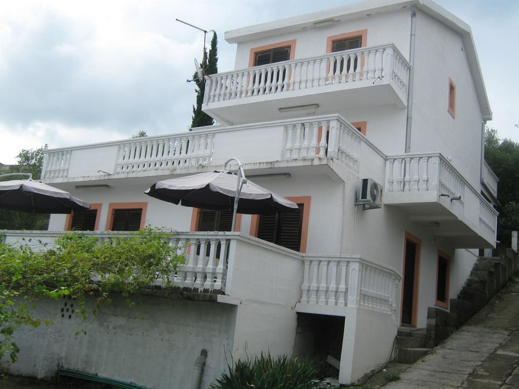 Apartments Ceca Tivat Luaran gambar