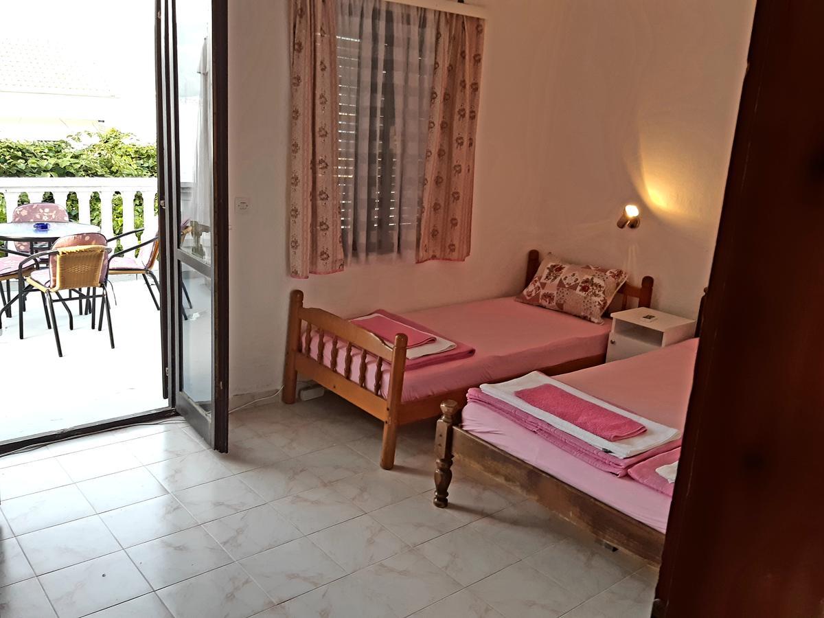 Apartments Ceca Tivat Luaran gambar