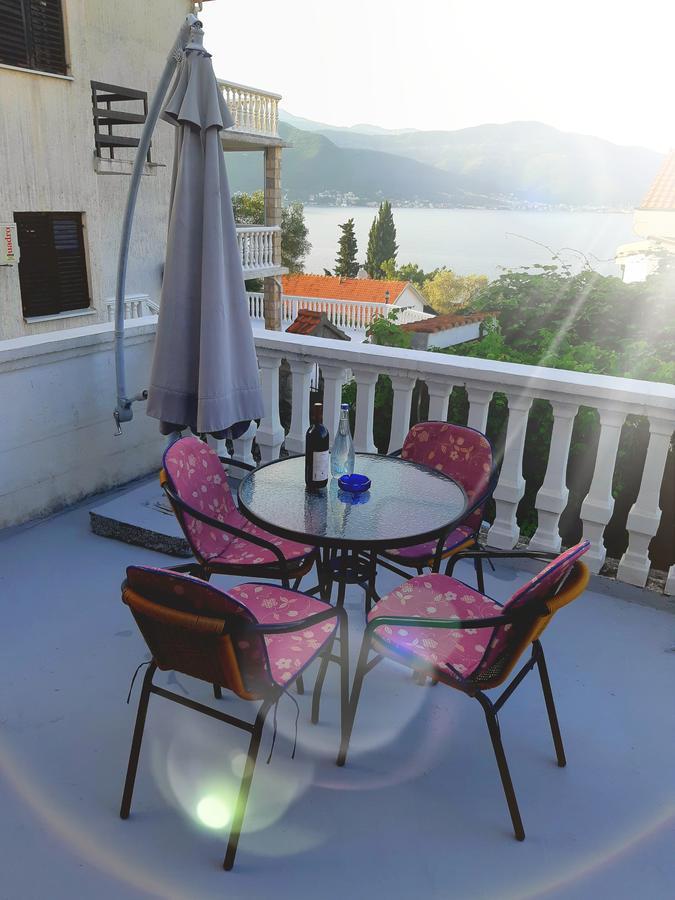 Apartments Ceca Tivat Luaran gambar