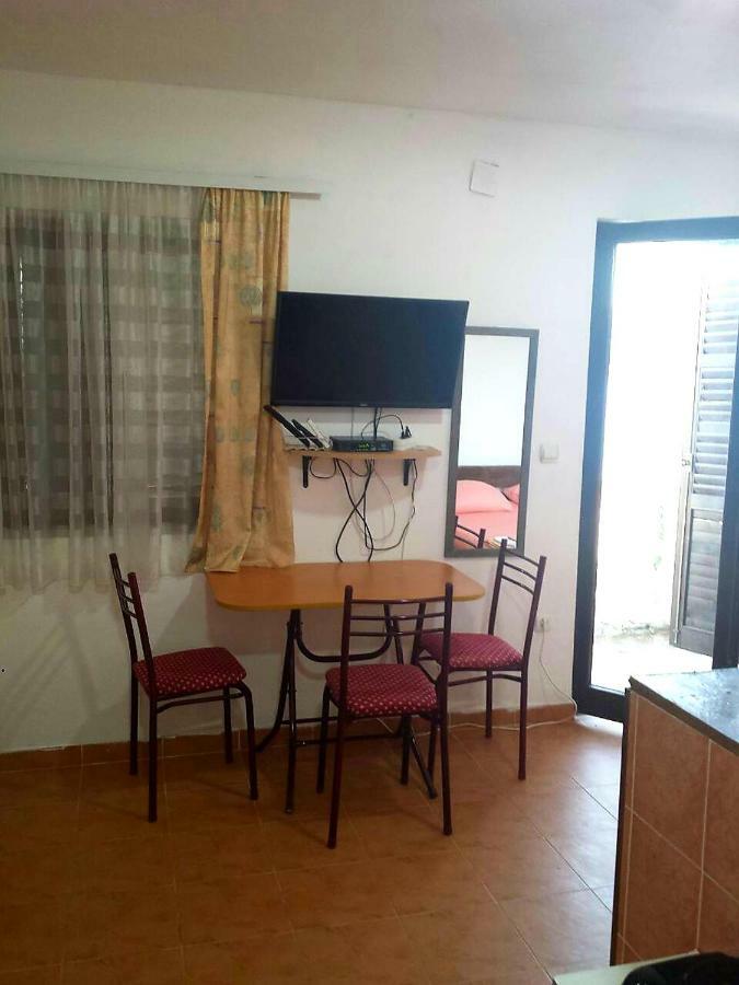 Apartments Ceca Tivat Luaran gambar