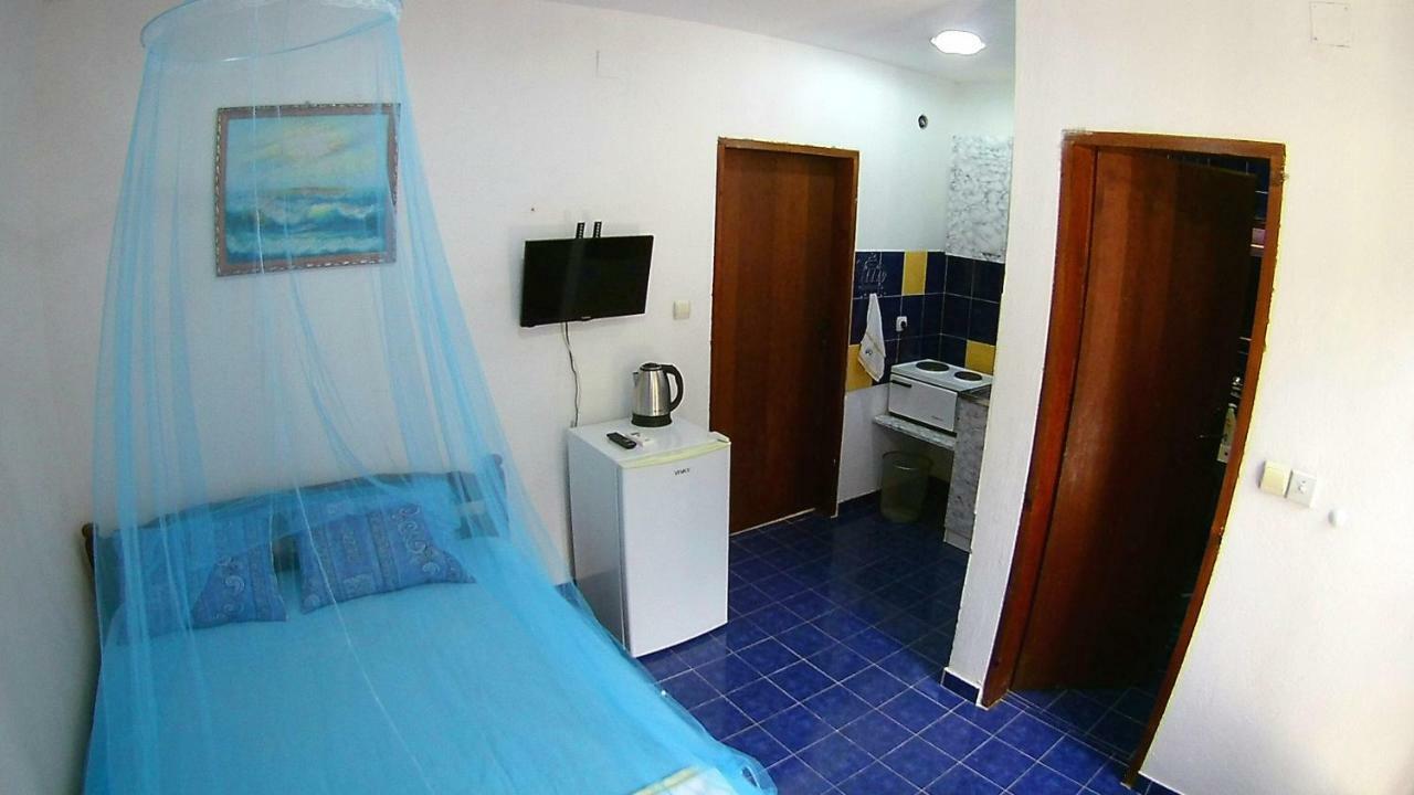 Apartments Ceca Tivat Luaran gambar
