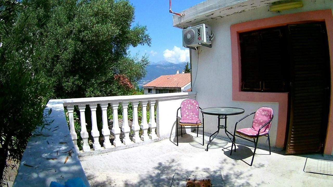 Apartments Ceca Tivat Luaran gambar