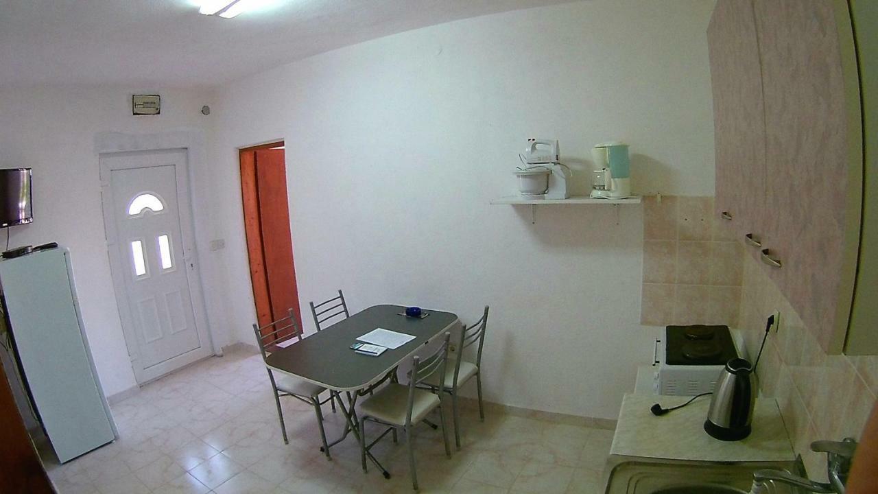 Apartments Ceca Tivat Luaran gambar