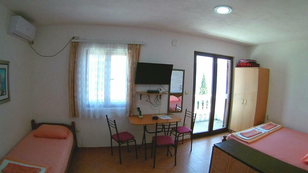 Apartments Ceca Tivat Luaran gambar
